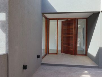 CASA A ESTRENAR EN VENTA