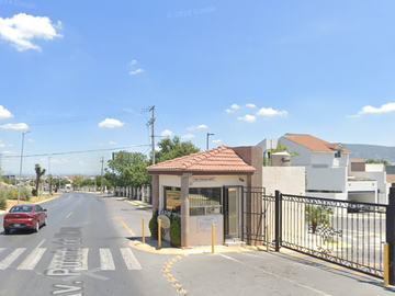SE VENDE CASA EN FRACC. PUERTA DE HIERRO CUMBRES, MONTERREY, NUEVO LEON! SOLO CONTADO.