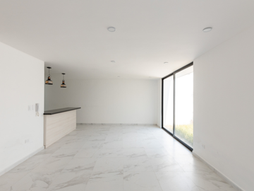 Casa en Venta en Lomas de Angelópolis III – 3 Recámaras y Roof Garden