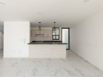 Casa en Venta en Lomas de Angelópolis III – 3 Recámaras y Roof Garden