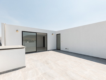 Casa en Venta en Lomas de Angelópolis III – 3 Recámaras y Roof Garden