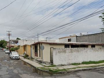 VENTA DE CASA EN SAN NICOLAS DE LOS GARZA NUEVO LEON COL HEROES DE MEXICO