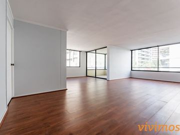 Colón con Vespucio. En el corazón de Las Condes. Departamento de 4 Dormitorios. Ideal familias
