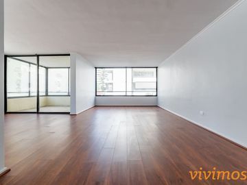 Colón con Vespucio. En el corazón de Las Condes. Departamento de 4 Dormitorios. Ideal familias