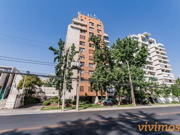 Colón con Vespucio. En el corazón de Las Condes. Departamento de 4 Dormitorios. Ideal familias