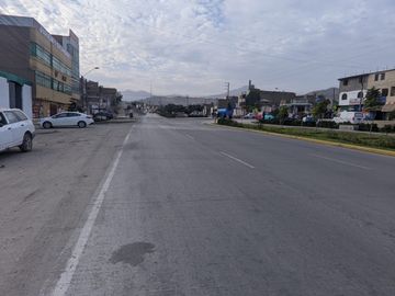 EN VENTA TERRENO COMERCIAL DE 780.4 M²  AV VICTOR MALAZQUEZ  -PACHACAMAC