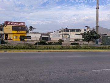 EN VENTA TERRENO COMERCIAL DE 780.4 M²  AV VICTOR MALAZQUEZ  -PACHACAMAC