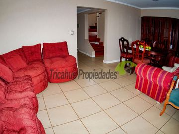 La Serena, venta de amplia y linda casa en sector residencial, 4D y 3B. $280 millones