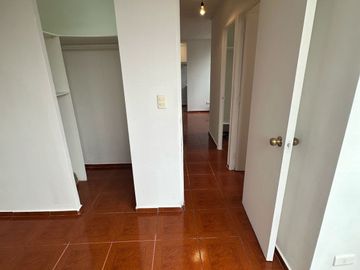 EN VENTA Depto. 3d-1b, En 2° Piso, Calle Maipú 848, Santiago