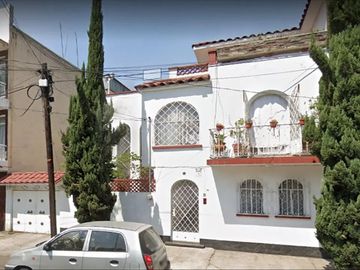 7 Vendo casa en Ignacio Allende  86 Claveria Azcapotzalco