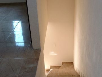 CASA A LA VENTA EN COL. HUENTITAN EL BAJO, GUADALAJARA, JAL.