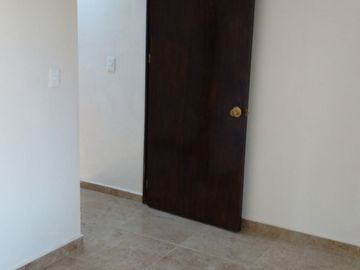 CASA A LA VENTA EN COL. HUENTITAN EL BAJO, GUADALAJARA, JAL.