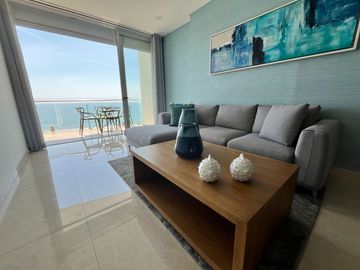 Exclusivo condominio en venta Frente al Mar en Camino al Mar - Vistas Icónicas a las Islas