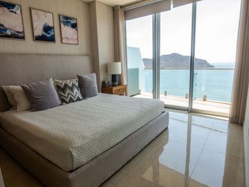 Exclusivo condominio en venta Frente al Mar en Camino al Mar - Vistas Icónicas a las Islas