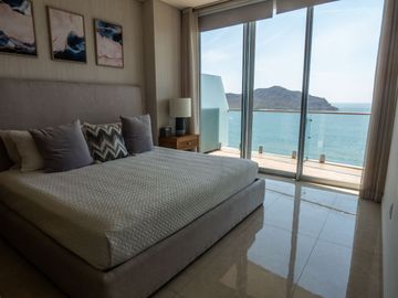Exclusivo condominio en venta Frente al Mar en Camino al Mar - Vistas Icónicas a las Islas