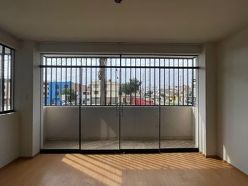Departamento 2do piso en Venta – Vipol, Callao