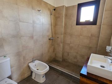 VÓRTICE INMOBILIARIA VENDE DÚPLEX EN MAIPÚ, MENDOZA