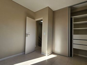 VÓRTICE INMOBILIARIA VENDE DÚPLEX EN MAIPÚ, MENDOZA