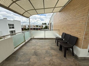 SE VENDE CASA ESQUINERA EN QUINTANAR DE LA PRADERA
