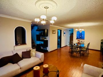 Casa con Excelente Ubicación