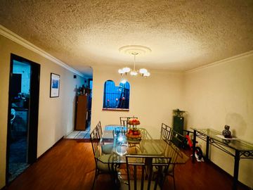 Casa con Excelente Ubicación