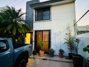 Casa con Excelente Ubicación