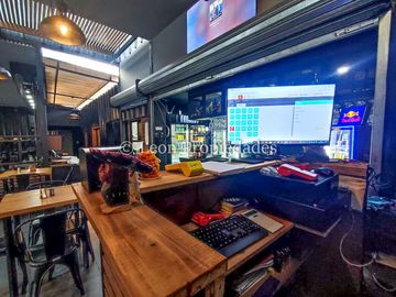 Leon Propiedades vende llaves de excelente y prestigioso restobar en Avenida principal y comercial de la comuna¡¡