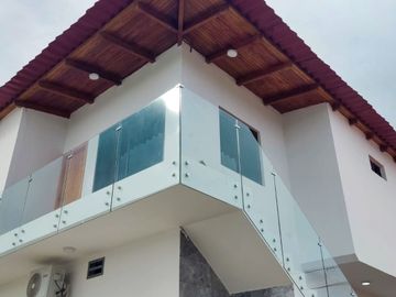 Casa en Venta en Crucita, Manabí