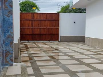 Casa en Venta en Crucita, Manabí
