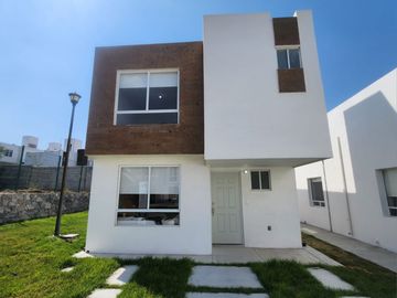 CASA EN VENTA, EN EL MARQUES, QUERETARO