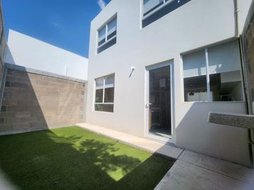 CASA EN VENTA, EN EL MARQUES, QUERETARO