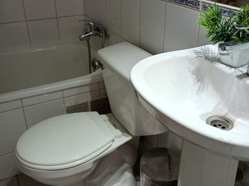 VENTA DEPARTAMENTO 1D 1 BAÑO 1 BODEGA , BARRIO BRASIL