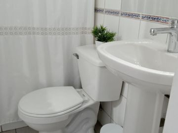 VENTA DEPARTAMENTO 1D 1 BAÑO 1 BODEGA , BARRIO BRASIL