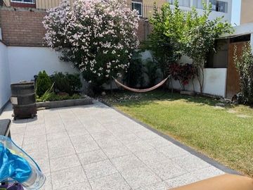 VENDO CASA SAN ISIDRO AMPLIA MUY BIEN UBICADA COMERCIO VECINAL