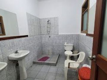 VENDO DPTO TIPO CASA PTA CSLLE LINCE CERCA AV 2 DE MAYO AC 192 M2 COCHERA
