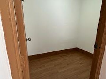 VENDO DPTO TIPO CASA PTA CSLLE LINCE CERCA AV 2 DE MAYO AC 192 M2 COCHERA