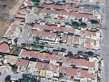Oportunidad - Casa en Remate Bancario en C. de la Construcción, Barrio de la Industria, Monterrey. (Solo recursos propios)