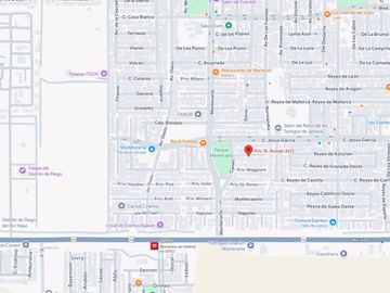 Venta de Casa en Remate, amplia de 300 m2, Col. Villas del Rey, Cd. Obregón, Sonora