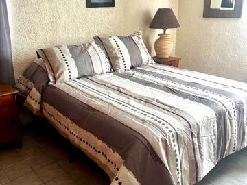 Coromuel 302 C-3 N/A Blvd. Lázaro Cárdenas 302, Cabo San Lucas