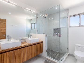 Casanita 2-401 Vistamar Santa Barbara AV 2-401, San Jose Corridor