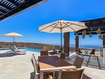 Rolling Hills Casa 16 Blk 26, Pacific