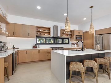 Rolling Hills Casa 16 Blk 26, Pacific