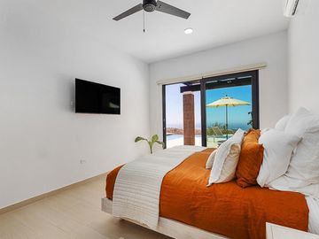 Rolling Hills Casa 16 Blk 26, Pacific