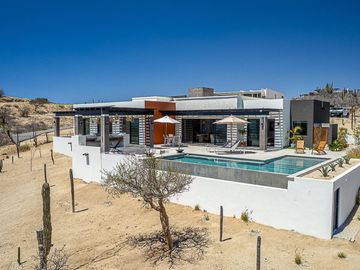 Rolling Hills Casa 16 Blk 26, Pacific