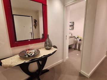 VENTA HERMOSO DEPARTAMENTO CON JARDÍN SECTOR CUMBAYA
