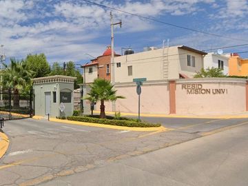 Casa en Remate Bancario, Fracc Mision Universidad I, muy cerca de la UACH, Chihuahua, Chih.