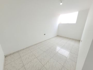 VENDO DPTO. EN LAS PRADERAS DE SANTA ANITA 2da ETAPA