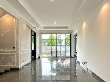 Rumah HOT SALE American Style di Kebayoran Bintaro 14167RN 8111899245