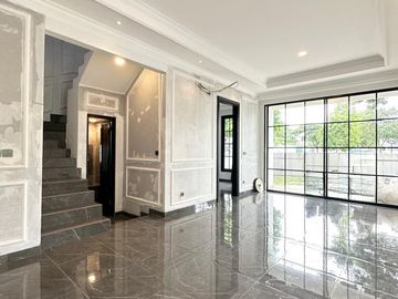 Rumah HOT SALE American Style di Kebayoran Bintaro 14167RN 8111899245