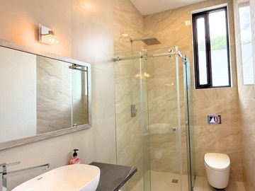 Casa de una planta en Tumbaco, en Venta